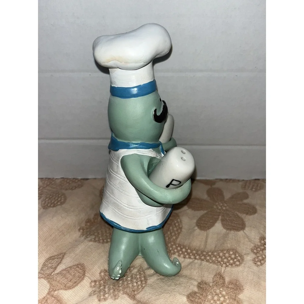 Octopus Chef Salt and Pepper Holder, Beach Ocean Decor sea green‎ nautical